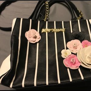 Betsey Johnson purse with pink flowers